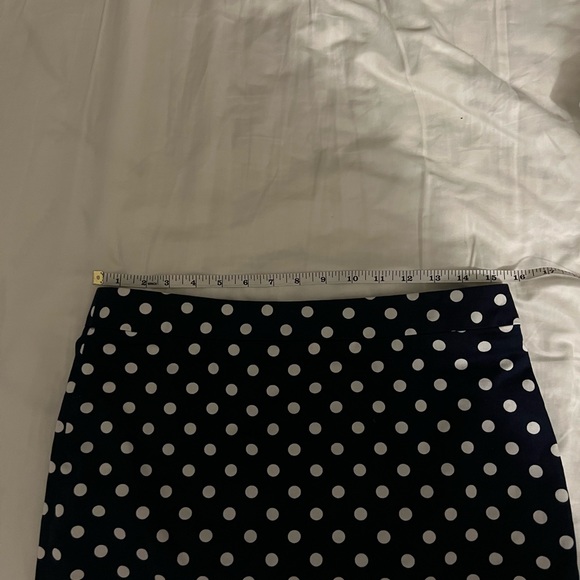 Navy J. Crew No. 2 Pencil Skirt in bi-stretch cotton - Picture 3 of 3